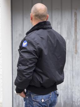 B-15 Nylon Bomber Jacket Schwarz 